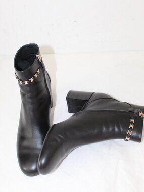 Salvatore Ferragamo Black Chunk Heel Side Zip Booties Gacancini Ankle Boots 9